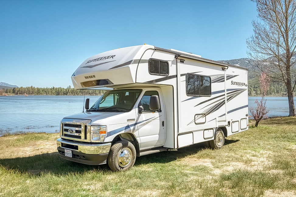 Road Bear RV Class C 23-25-Class C 23-25-horizontal